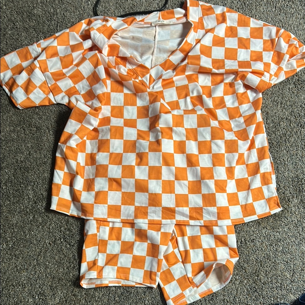 Orange and White Checkered set